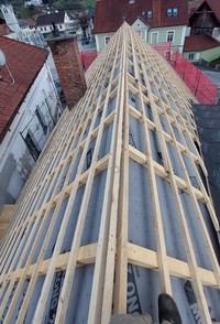 dachstuhlsanierung-firstansicht.jpg